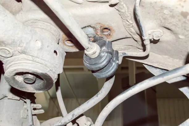 Svingstangsbøssing Symptomer og diagnose 2025 – Ikke la små lyder bli til store problemer