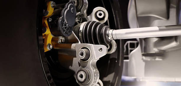 Mekanismer for utmattingsfeil i styrearmsbøssinger under multiaksial belastning